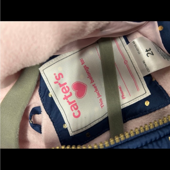 Carters snow jacket size 2t
New without tags.l. - Picture 4 of 5